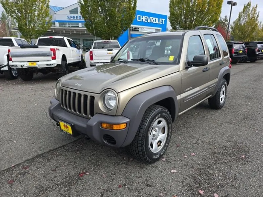 2004 Jeep Liberty Sport photo 1