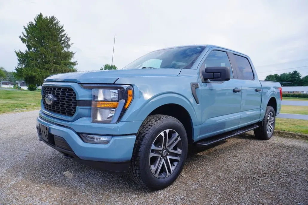 2023 Ford F-150 XL photo 1