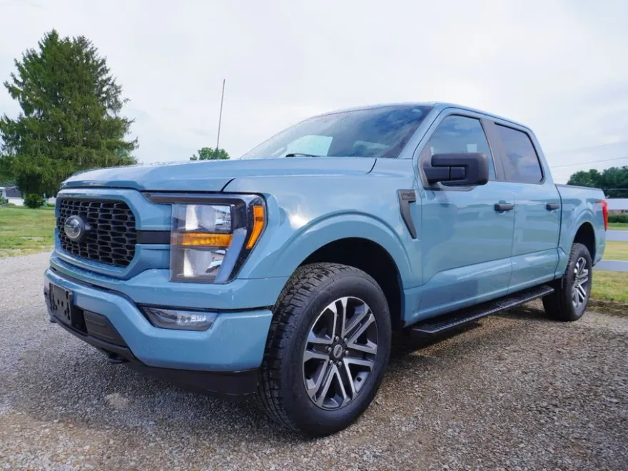 2023 Ford F-150 XL photo 1