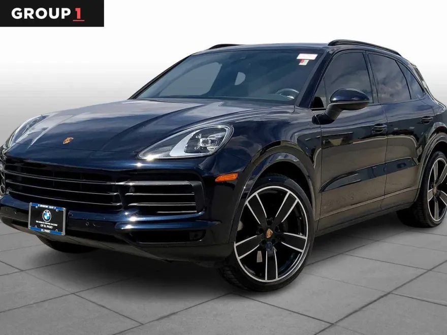 2022 Porsche Cayenne Base photo 1