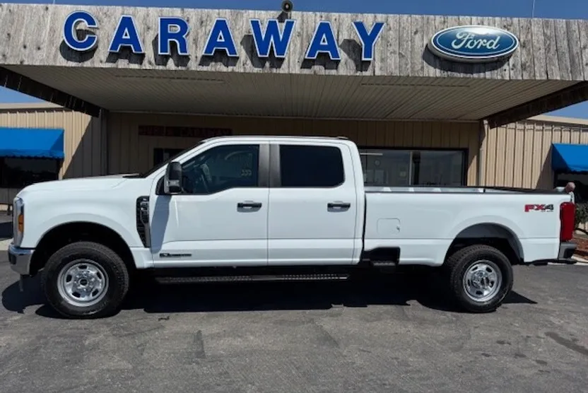 2026 Ford F-350 XL photo 1