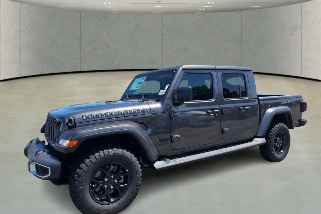 2025 Jeep Gladiator Sport photo 1