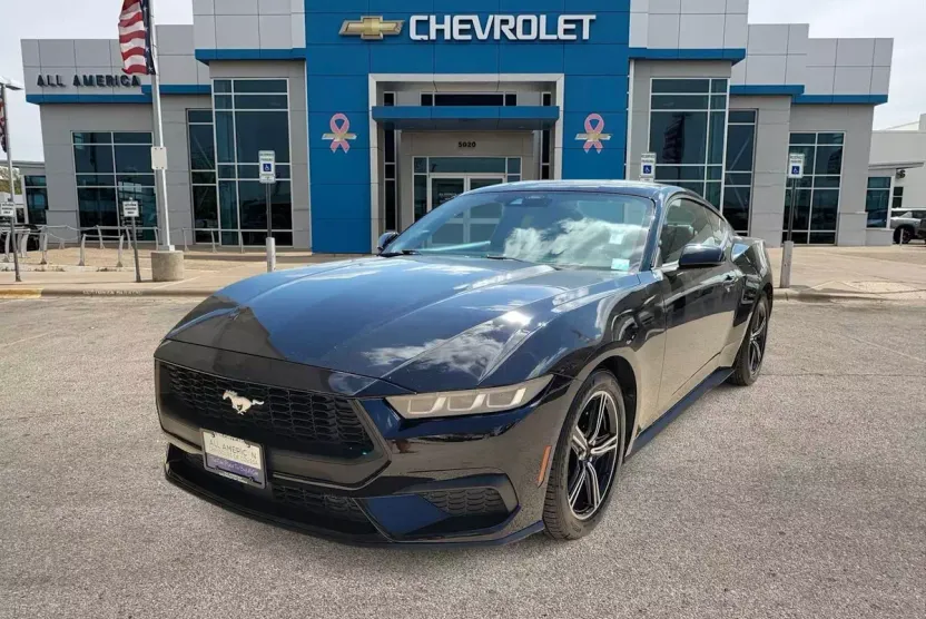 2024 Ford Mustang EcoBoost photo 1