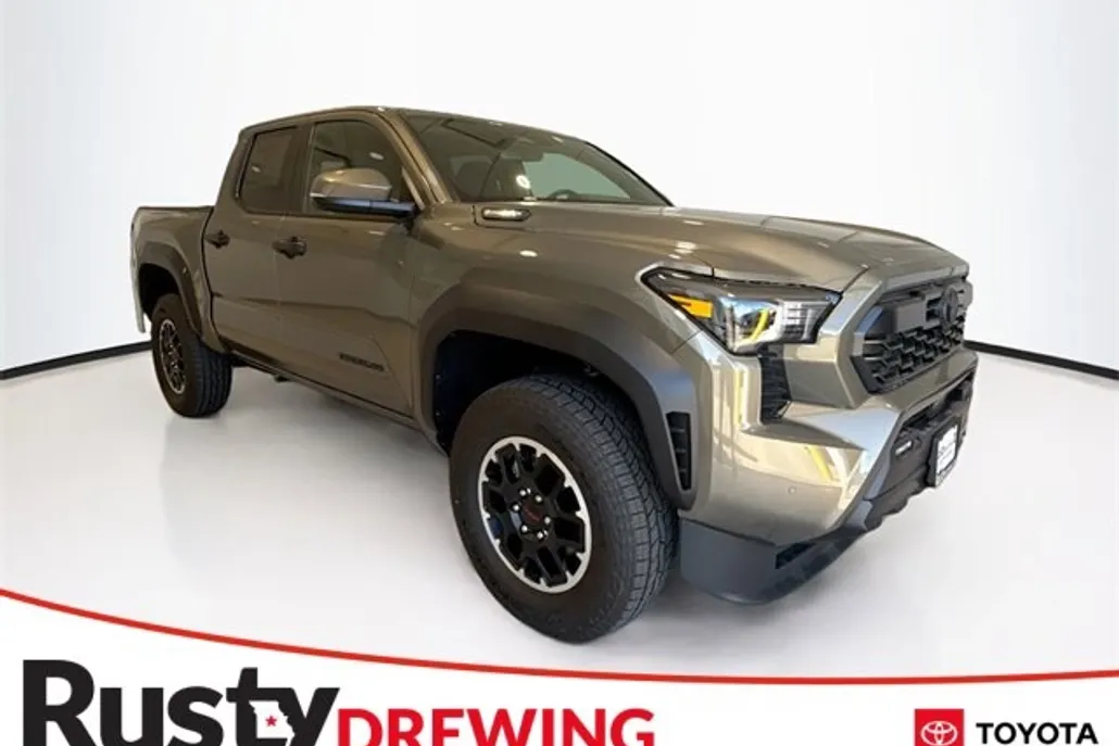 2025 Toyota Tacoma TRD Off-Road Double Cab photo 1
