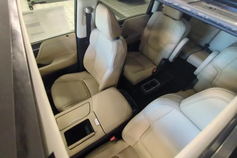 2026 Infiniti QX80 Pure photo 1