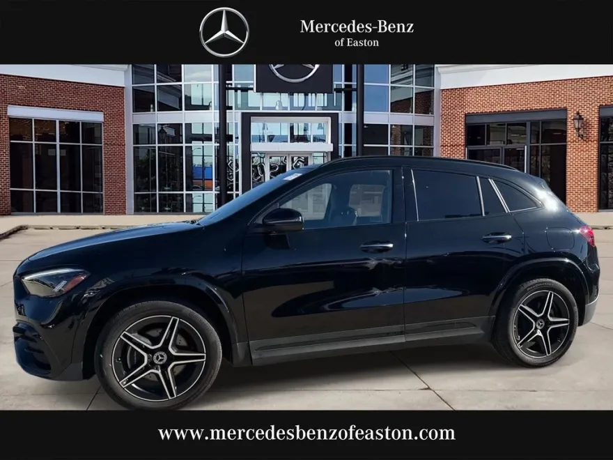 2024 Mercedes Benz GLA 250 4MATIC photo 1
