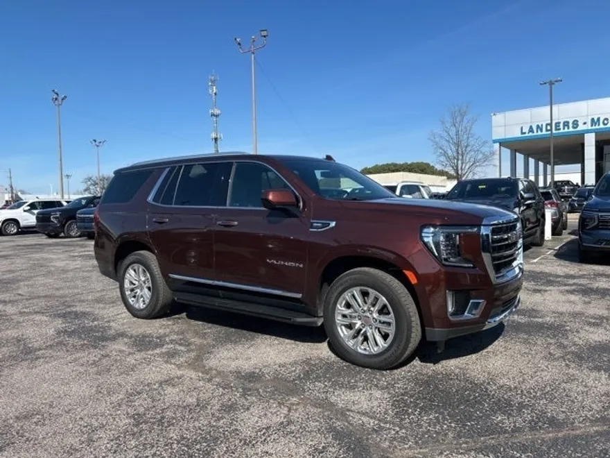 2023 Gmc Yukon SLT photo 1