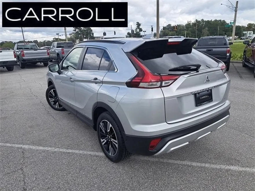 2023 Mitsubishi Eclipse Cross SE photo 1