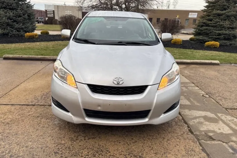 2009 Toyota Corolla Matrix L 4WD photo 1