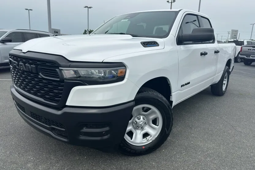 2025 Ram 1500 Tradesman photo 1