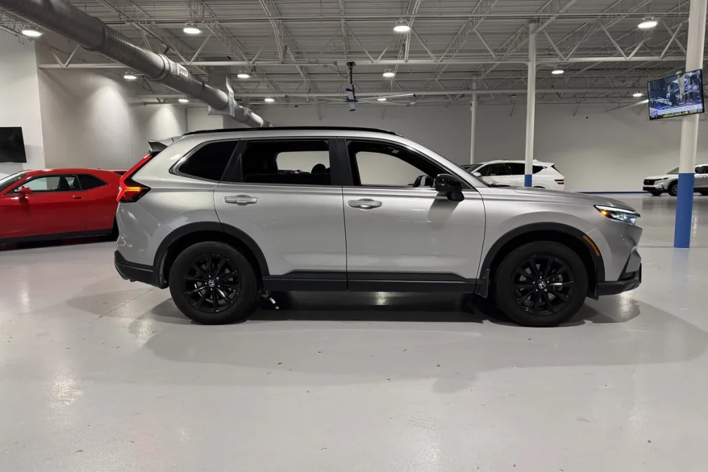 2025 Honda CR-V Hybrid Sport-L photo 1