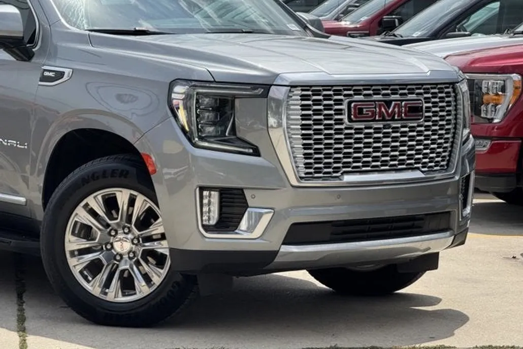 2023 Gmc Yukon Denali photo 1