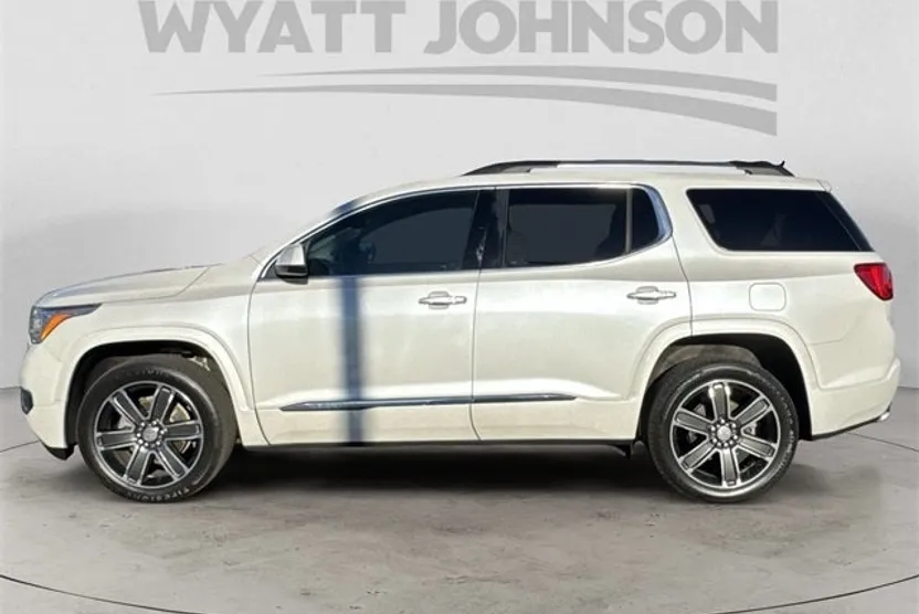 2018 Gmc Acadia Denali photo 1