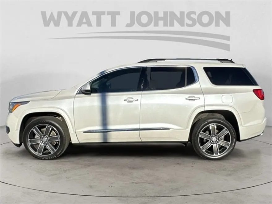 2018 Gmc Acadia Denali photo 1