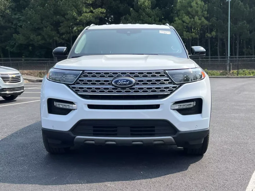 2023 Ford Explorer Limited photo 1