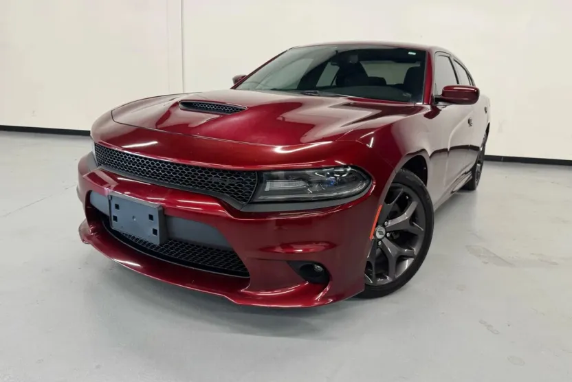 2018 Dodge Charger SXT Plus photo 1