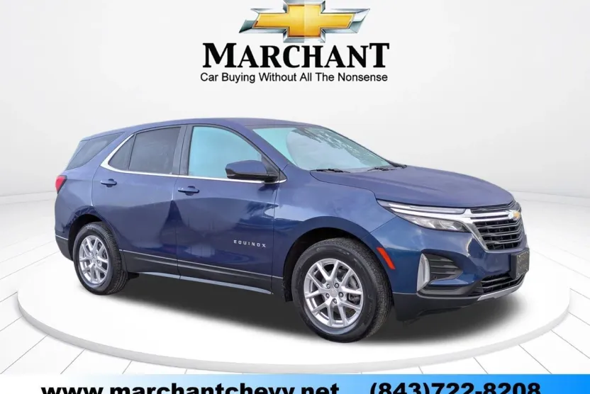 2023 Chevrolet Equinox LT photo 1
