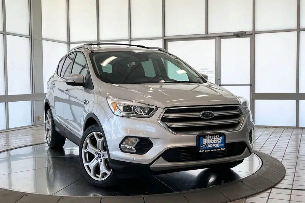2017 Ford Escape Titanium photo 1