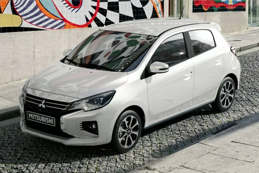 2024 Mitsubishi Mirage ES photo 1