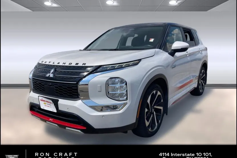 2024 Mitsubishi Outlander PHEV SE photo 1