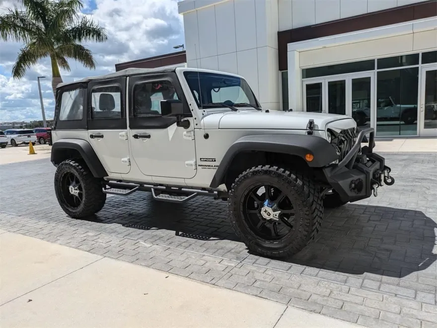 2017 Jeep Wrangler Unlimited Sport photo 1