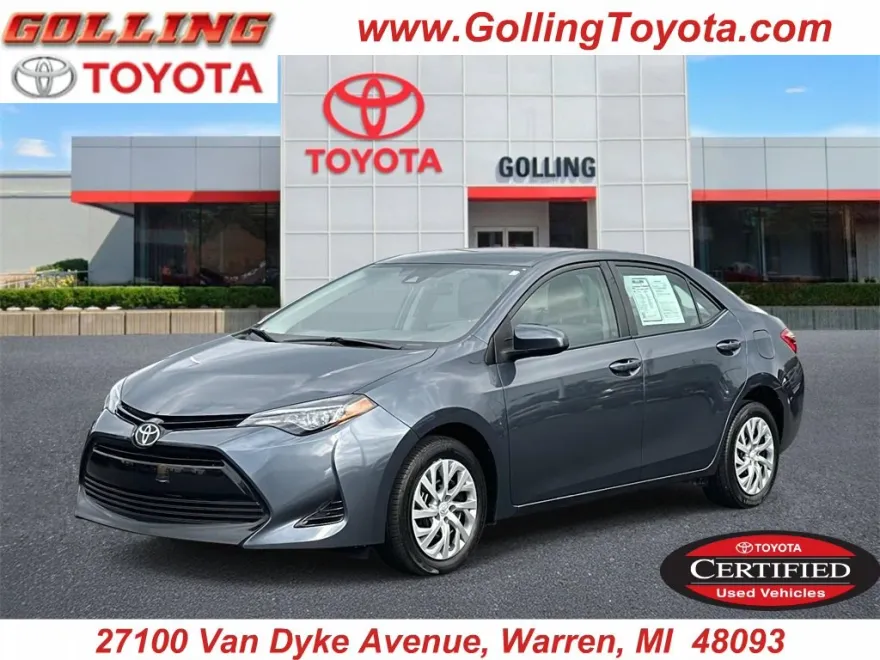 2018 Toyota Corolla LE photo 1