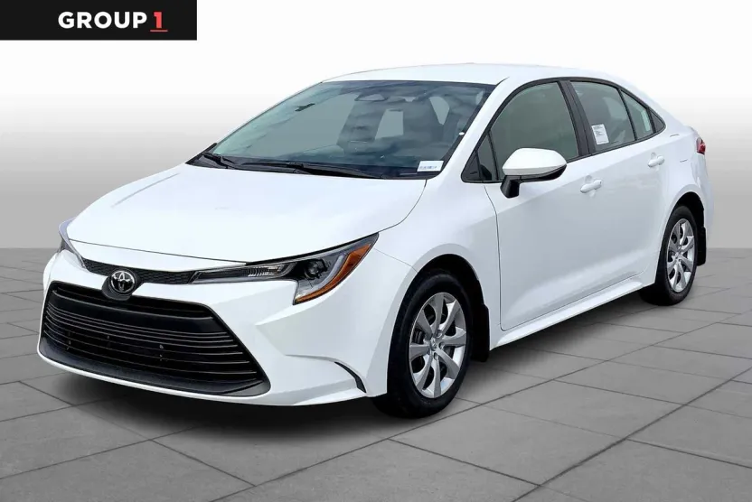 2026 Toyota Corolla LE photo 1