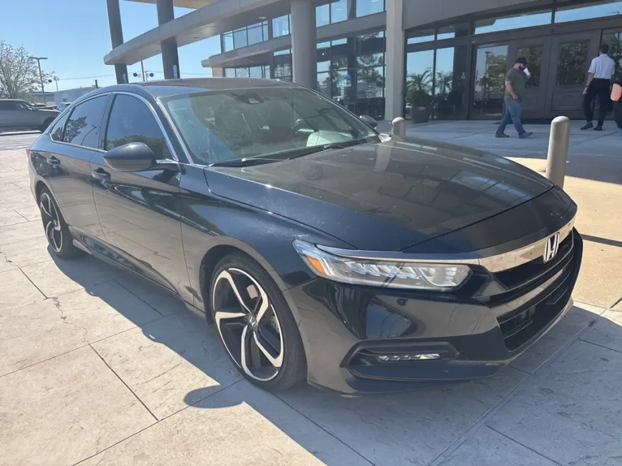 2020 Honda Accord Sport photo 1