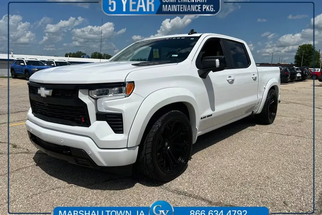 2025 Chevrolet Silverado 1500 RST photo 1