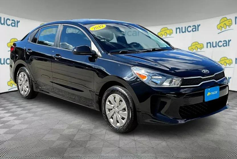 2019 Kia Rio LX photo 1