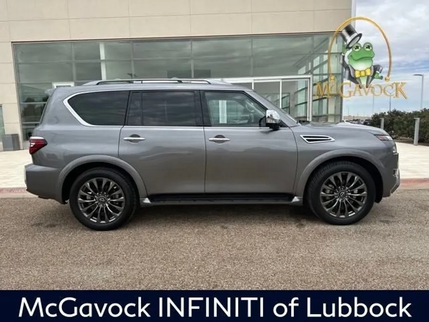 2024 Nissan Armada Platinum photo 1