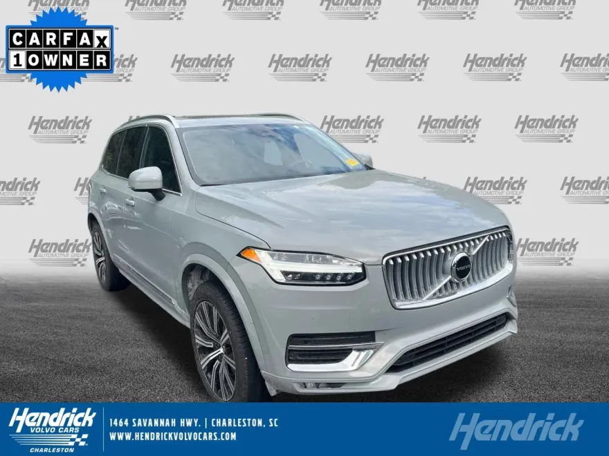 2025 Volvo XC90 Core photo 1