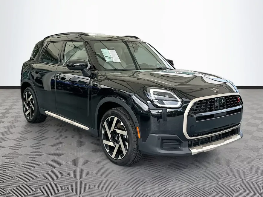 2025 Mini Countryman Signature ALL4 photo 1