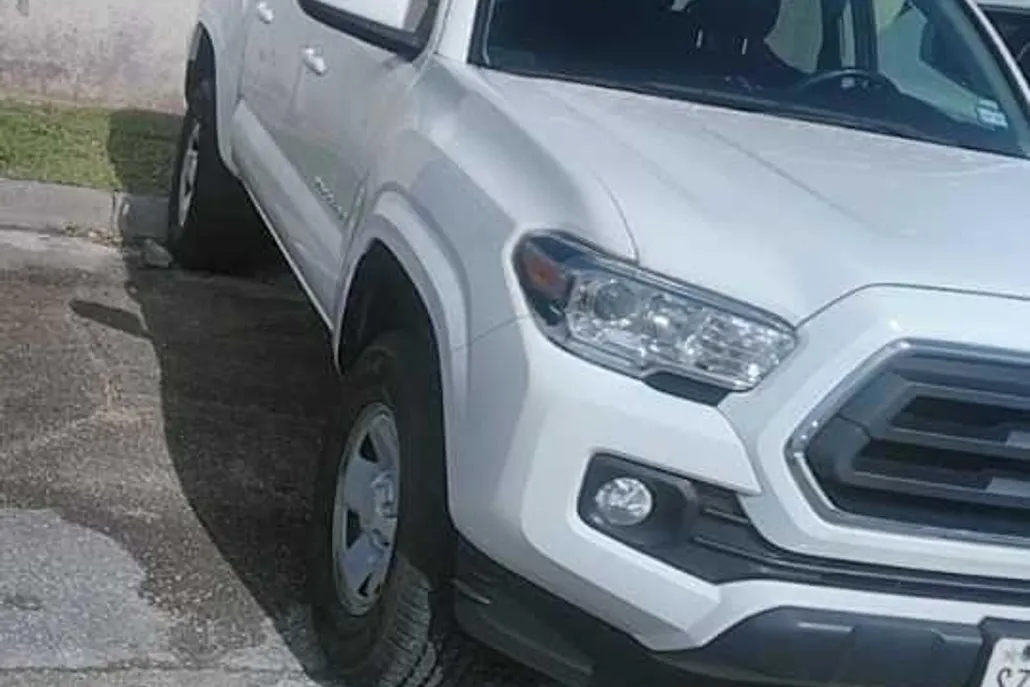 2023 Toyota Tacoma SR5 photo 1