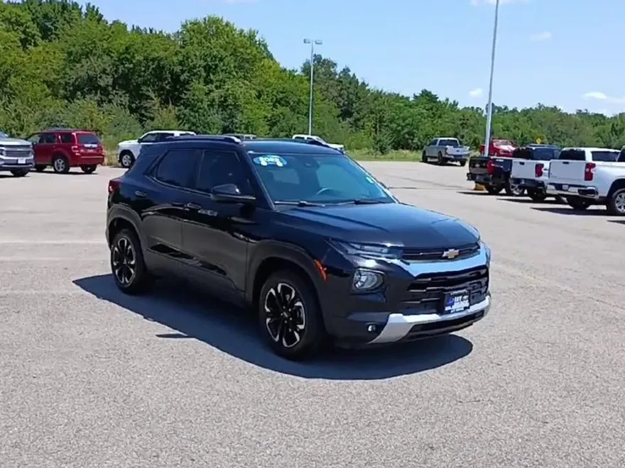 2022 Chevrolet Trailblazer LT photo 1