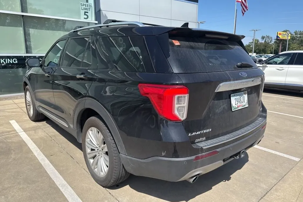 2020 Ford Explorer Limited photo 1
