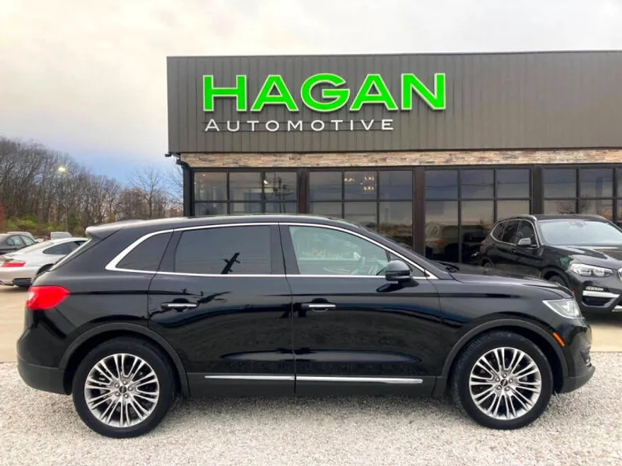 2017 Lincoln MKX Reserve photo 1