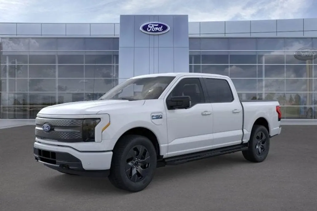 2025 Ford F-150 Lightning photo 1