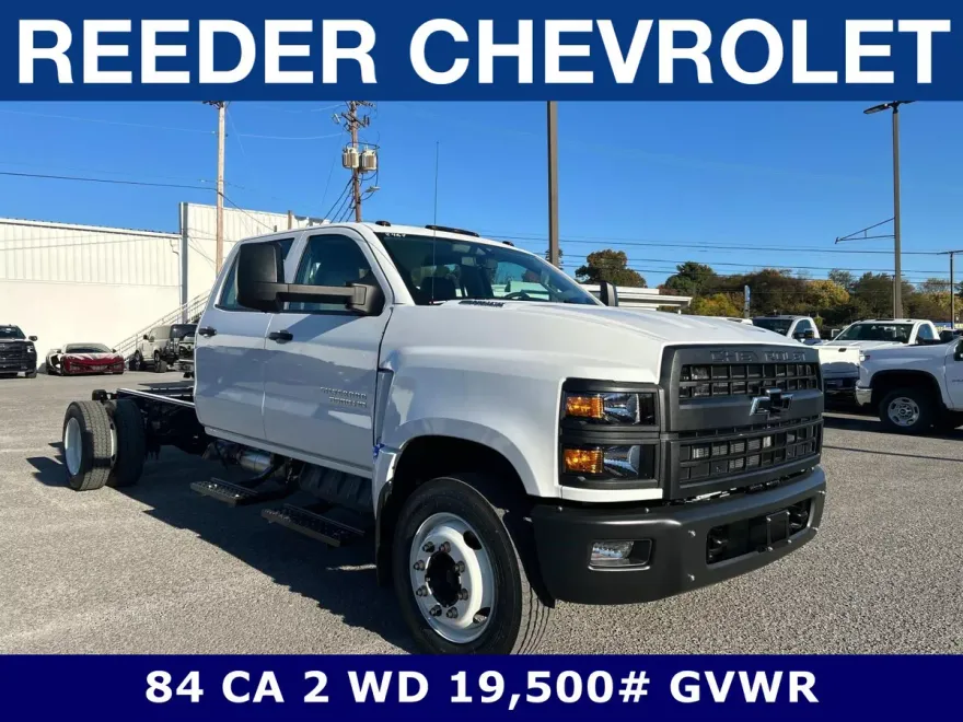 2024 Chevrolet Silverado 5500HD Work Truck photo 1