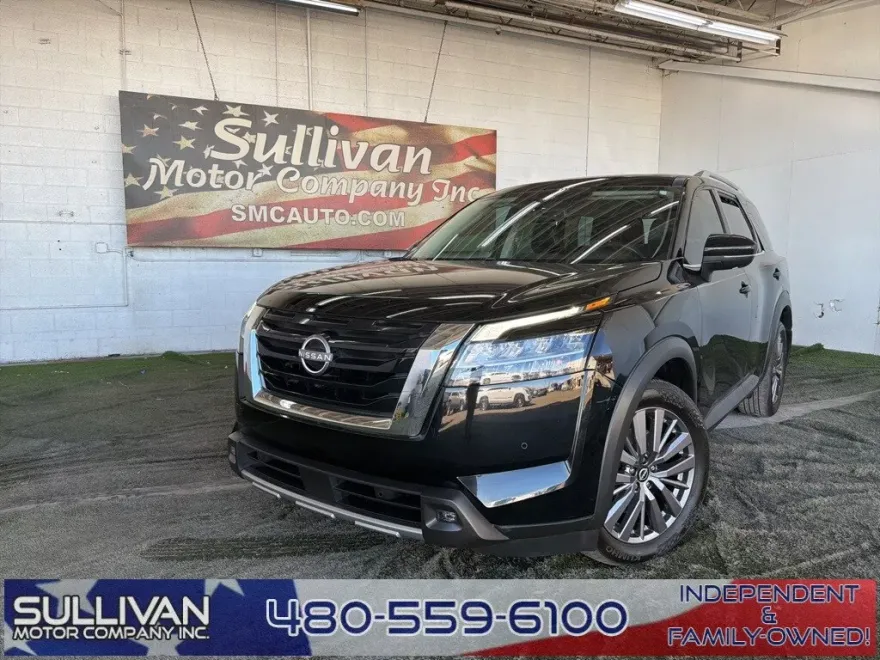 2022 Nissan Pathfinder SL photo 1
