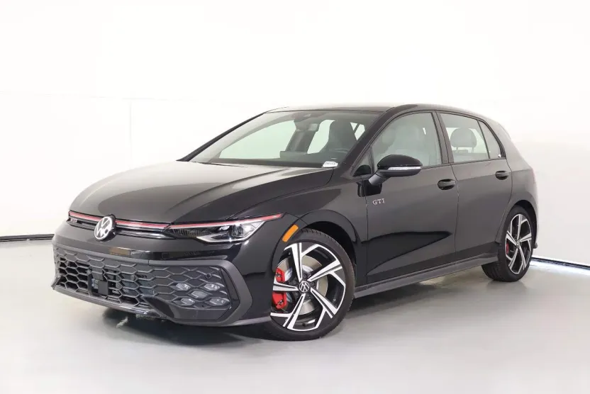2025 Volkswagen Golf GTI SE photo 1