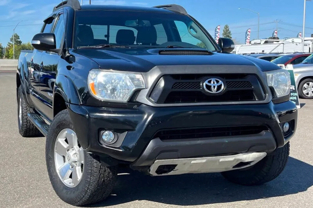 2014 Toyota Tacoma V6 photo 1