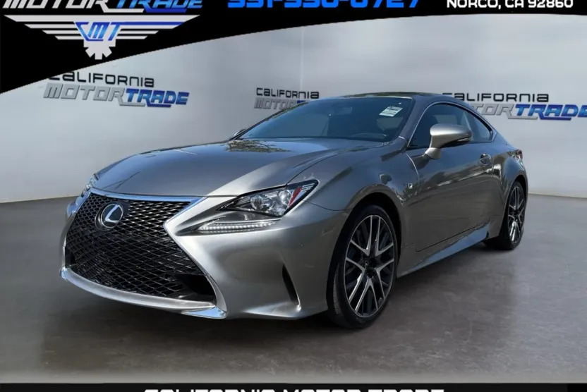2016 Lexus RC 200t photo 1