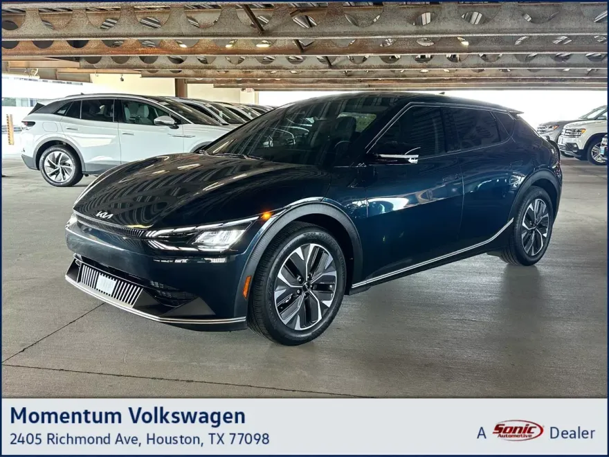 2024 Kia EV6 Light photo 1