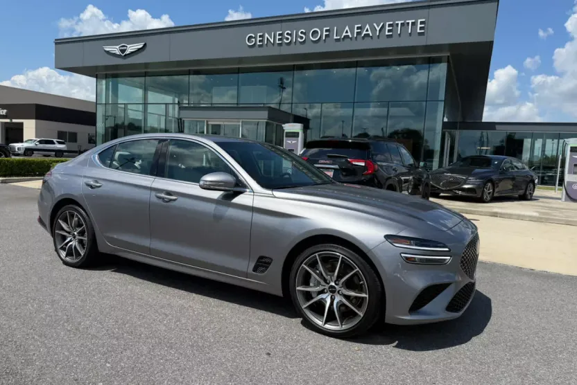 2024 Genesis G70 2.5T photo 1