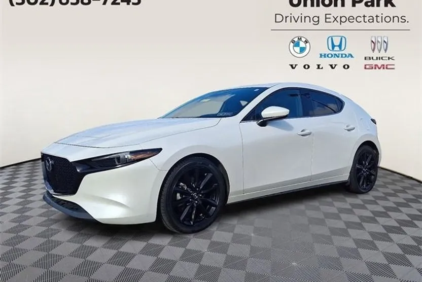 2019 Mazda Mazda3 Hatchback Premium photo 1