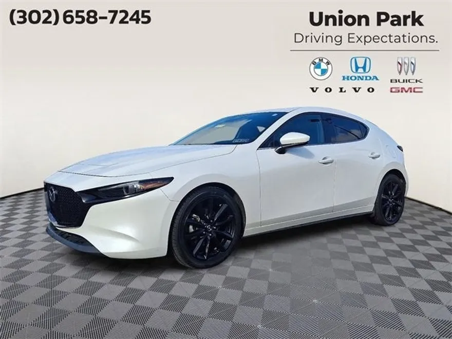 2019 Mazda Mazda3 Hatchback Premium photo 1