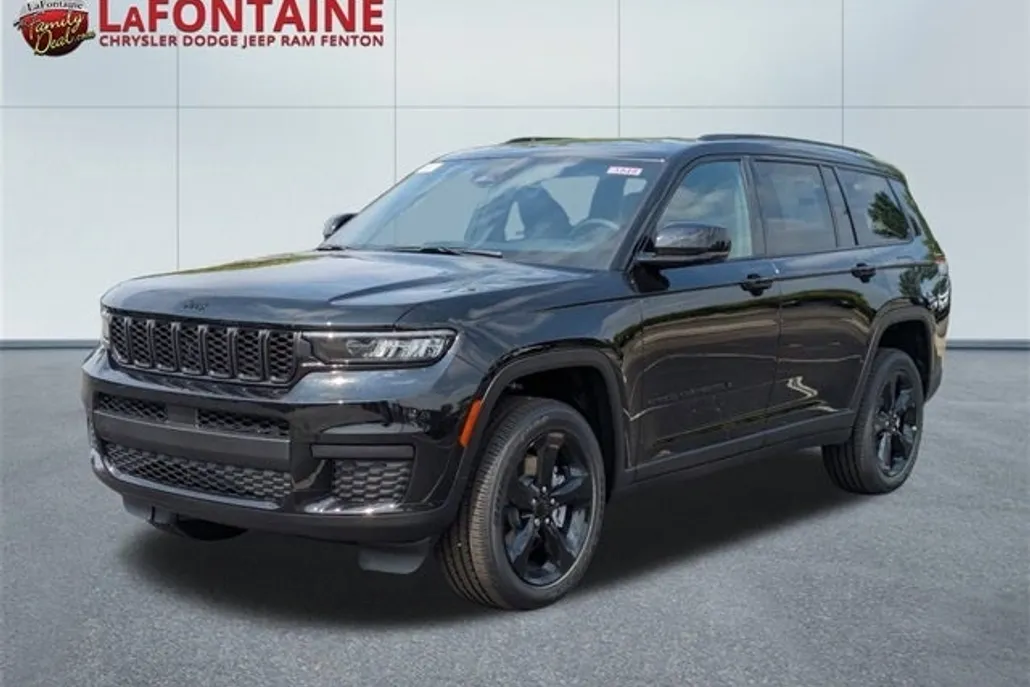 2025 Jeep Grand Cherokee Altitude X photo 1