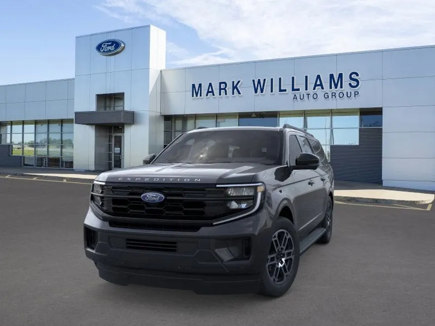2025 Ford Expedition MAX photo 1