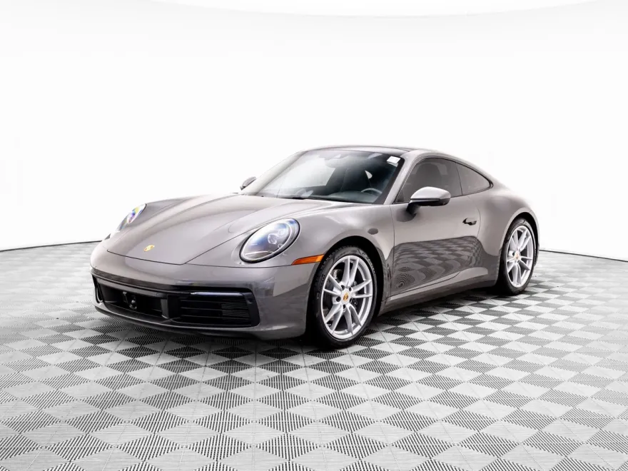 2024 Porsche 911 T 4 photo 1